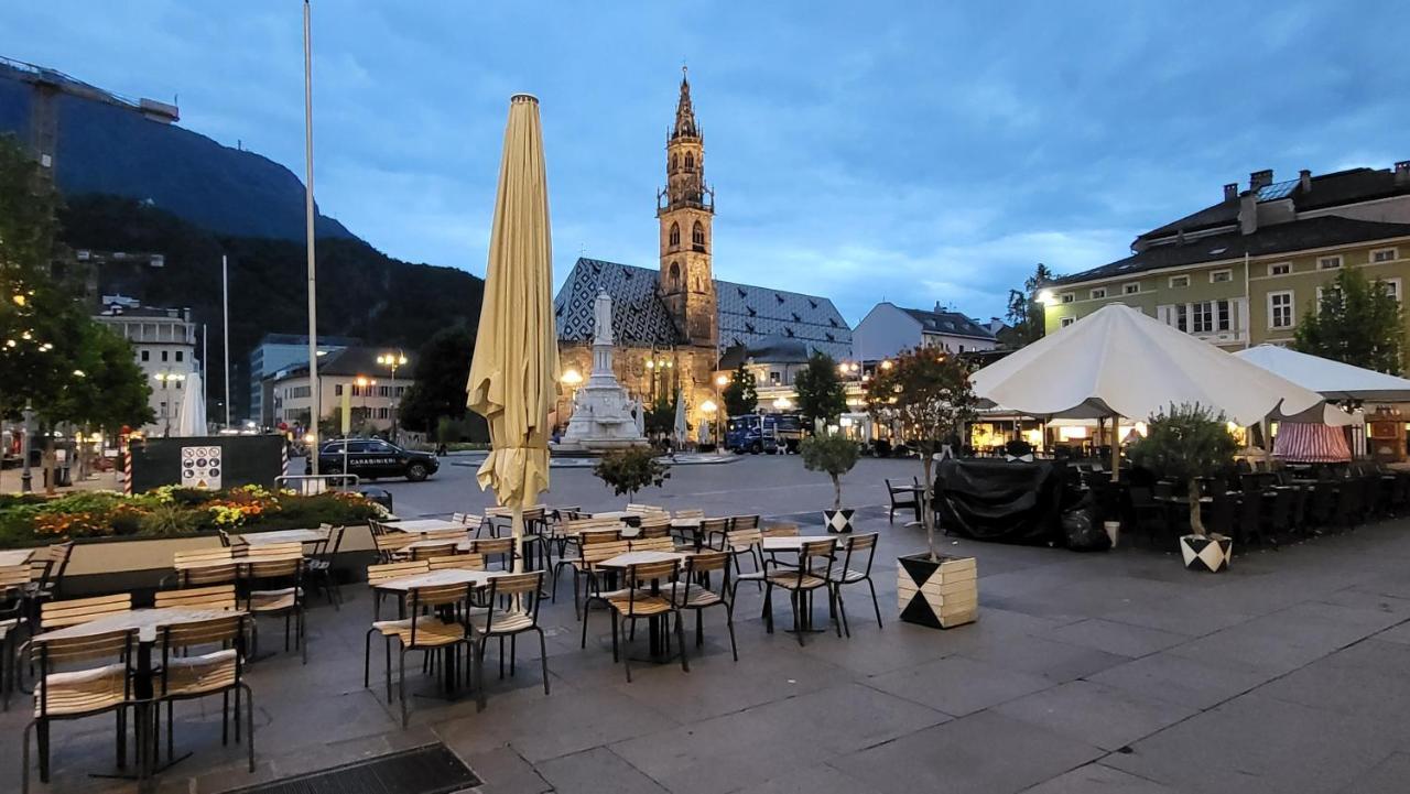 Bolzano 2-Room Central Mountain View, Wifi Netflix Ac Lift Exteriör bild